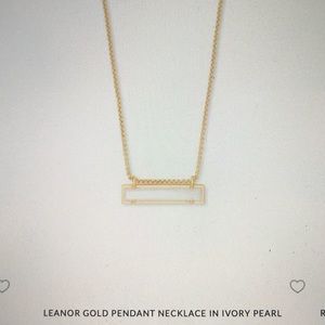 Kendra Scott necklace